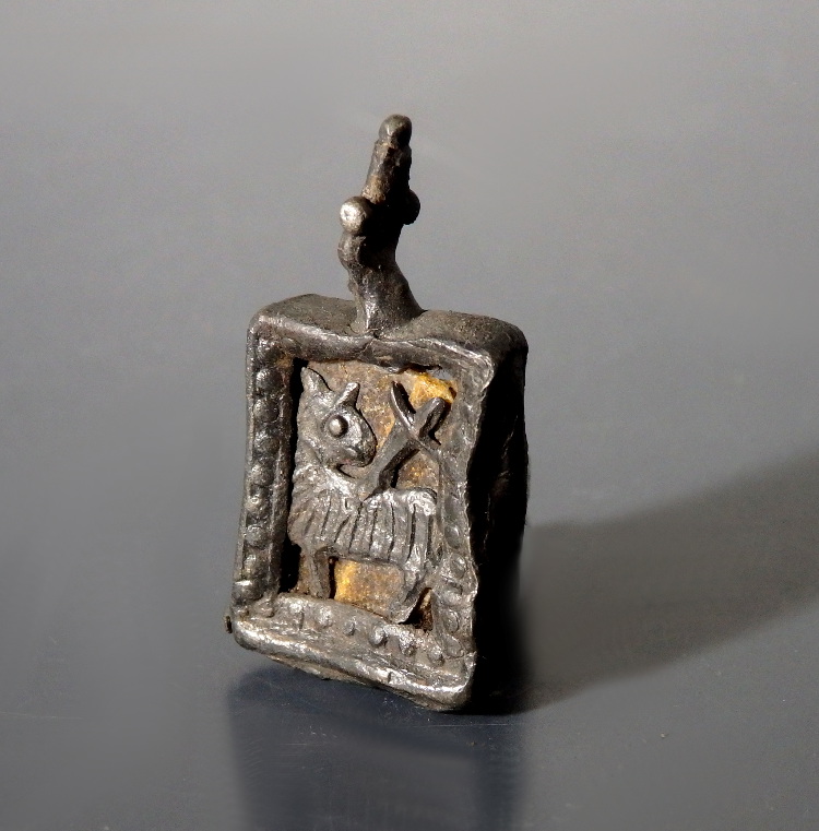 Medieval Framed Mirror of The Agnus Dei (Lamb of God) Pendant - Image 2