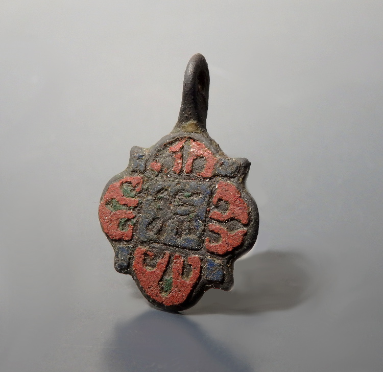 Medieval Bronze Quatrefoil Enamelled Pendant - Image 3