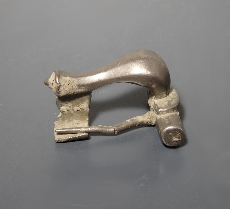 Roman Silvered Knee Brooch - Image 4