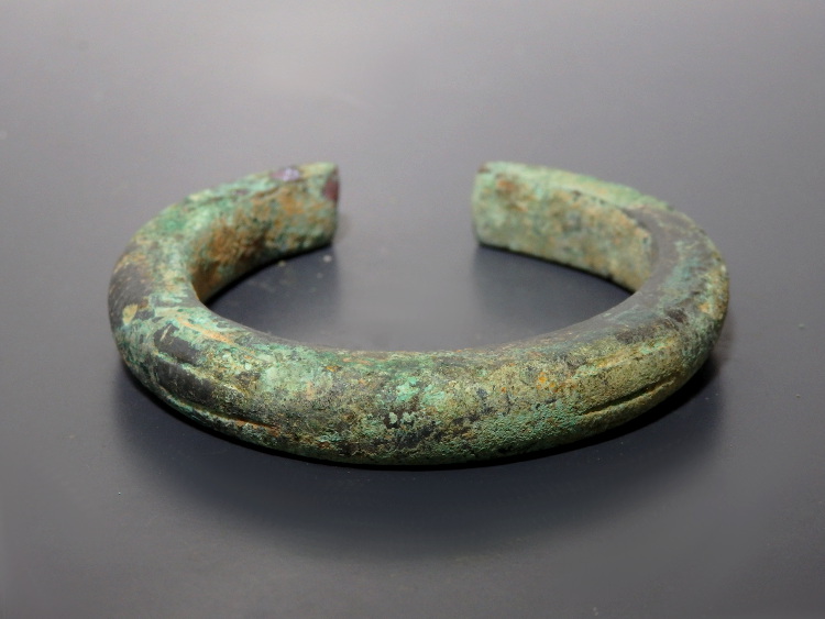 Luristan Bronze Zoomorphic Bracelet - Image 6
