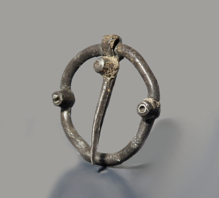 Medieval Silver Ring Brooch - Image 2